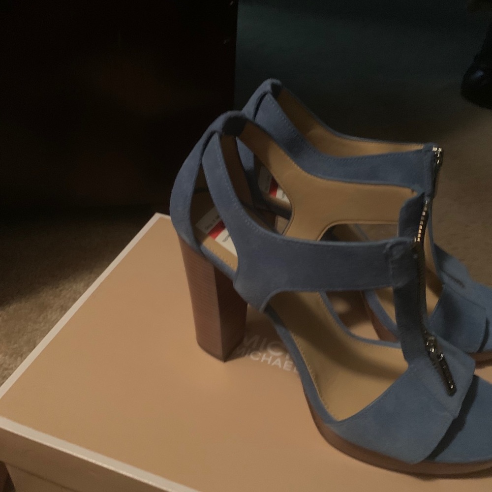 Michael kors Berkeley suede sandal